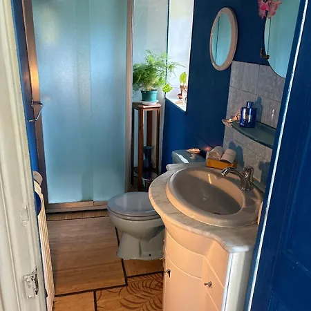 11 Steps Rustic Charming Flat In Normandy דירה *